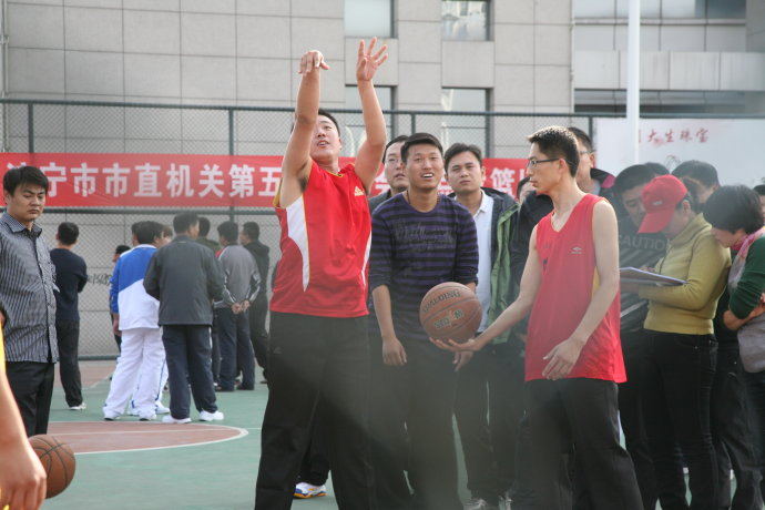 ����׼������ر������Ӧ