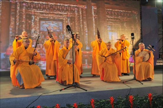 2013��Ԫ�����Ӹ����ϡ�����ǧ�ơ�������ɽ--ǧ���Ӹ����·�������ײ����������