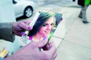 前《花花公子》杂志模特沦落街头行乞 前《花花公子》杂志模特沦落街头行乞