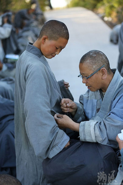 辽宁道源寺女苦行僧的行脚生活 辽宁道源寺女苦行僧的行脚生活