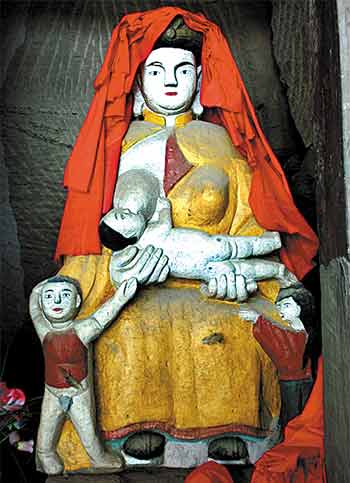 中国第一卧佛现马龙山_曾湮没于荒草泥沙中 中国第一卧佛现马龙山_曾湮没于荒草泥沙中