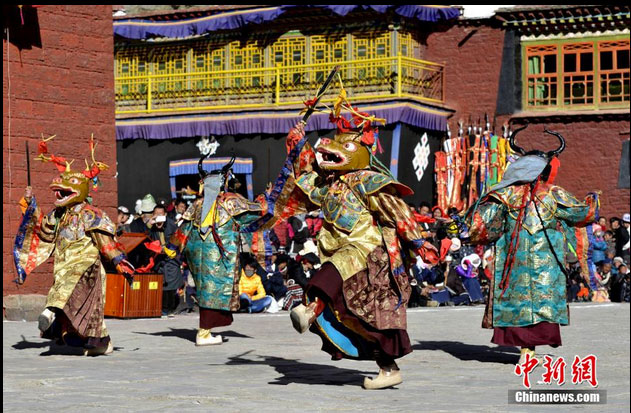 ���س����¾���������ʽ��а����_ӭ�Ӳ������꣨ͼƬ��