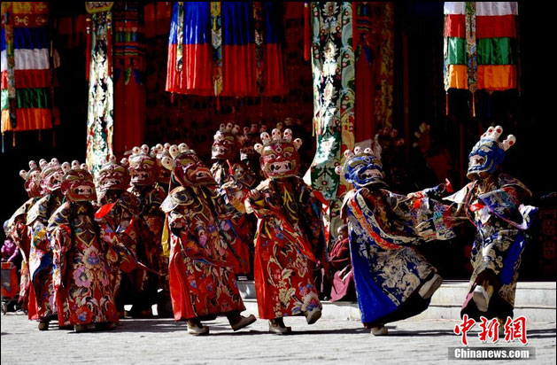 ���س����¾���������ʽ��а����_ӭ�Ӳ������꣨ͼƬ��