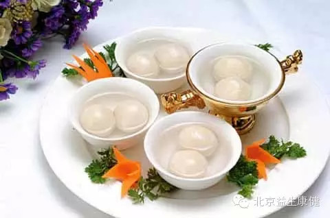 ףԪ���ڿ��֣�Ԫ���������Է��������˲��˶�ԣ���