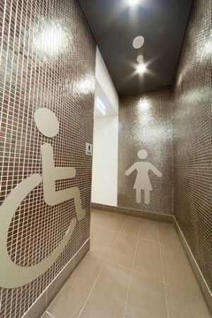 ����ƽ���й�������ж�Զ��