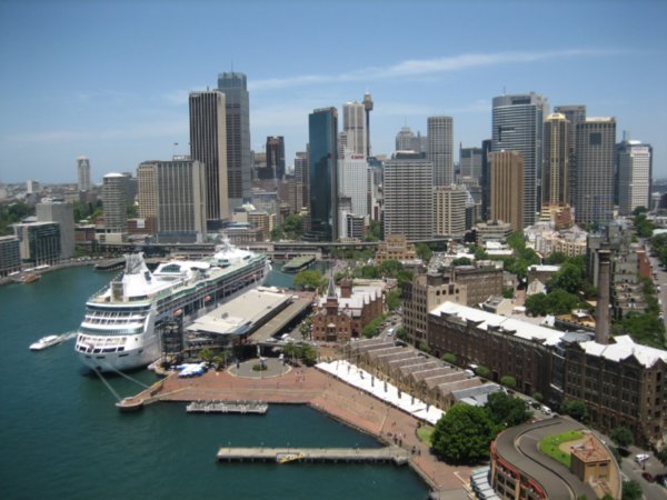 ����ƽ���й�������ж�Զ��