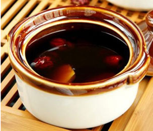 ��Ժ��ǵ�Ů����ɫ�ã����������ô���Ѫ���գ�