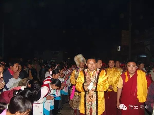 新时代的东宝仲巴呼图克图 新时代的东宝仲巴呼图克图