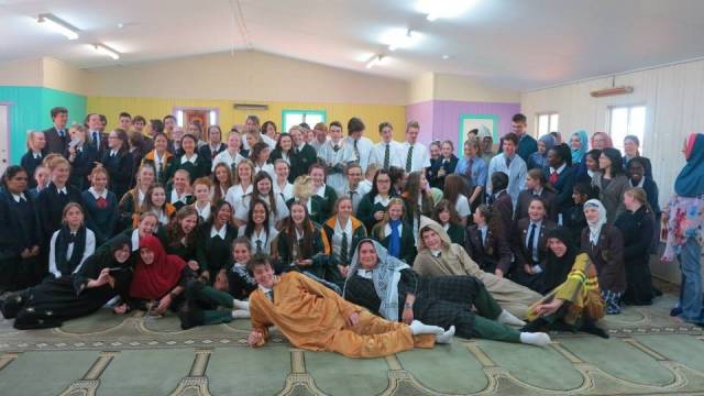 ����ͼ�İɶ�Ԫ�Ļ��������ġ������������������Ȱ��л��Ļ����ڽ̽���