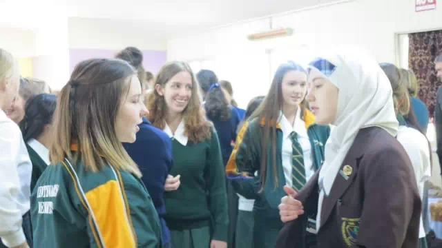 ����ͼ�İɶ�Ԫ�Ļ��������ġ������������������Ȱ��л��Ļ����ڽ̽���