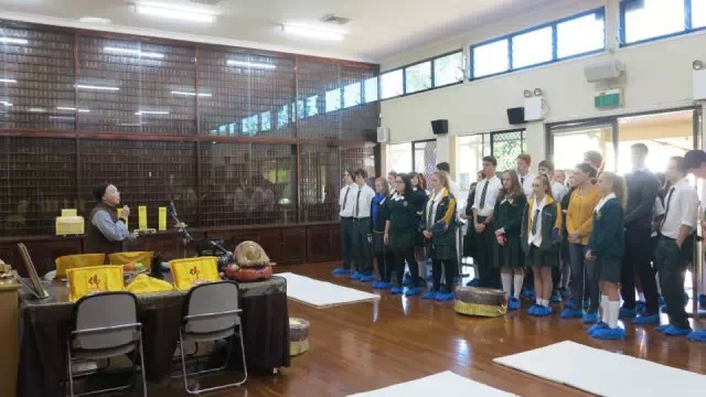 ����ͼ�İɶ�Ԫ�Ļ��������ġ������������������Ȱ��л��Ļ����ڽ̽���