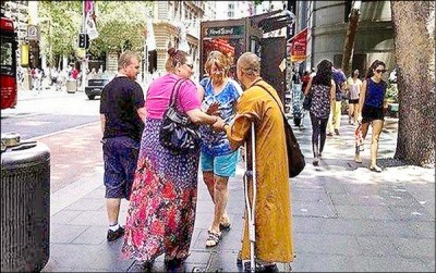 大安法师:居士遇到假和尚来“化缘”应该怎么办? 大安法师:居士遇到假和尚来“化缘”应该怎么办?