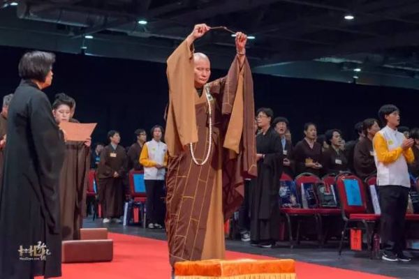 �ؚw�}�t����_�D���������ģ�2015��Ԫ�����Q�շ���ՄԒ�۸������DƬ��