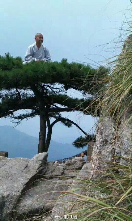 �����Ż�ɽһ��ɮ���������ϴ�������֪���