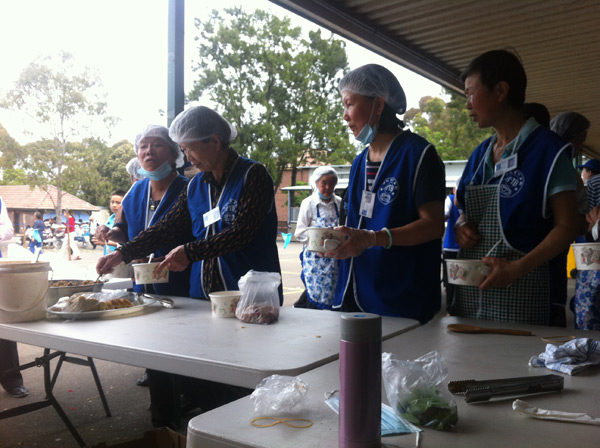 ӛѩ��Q�ڌW��2015��9����10��Т�H����o��Ϣ�ķ����A�M�����DƬ������