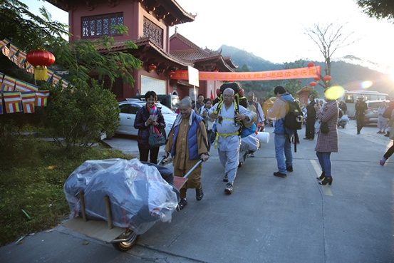 ��ǧ��ͽ���в���ʵ1