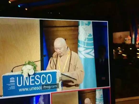 ����Ƶ�����壡�𾴵��Ͼ��¿��Ϸ�ʦ�����Ϲ��ܲ�վ�ſ�ʾ