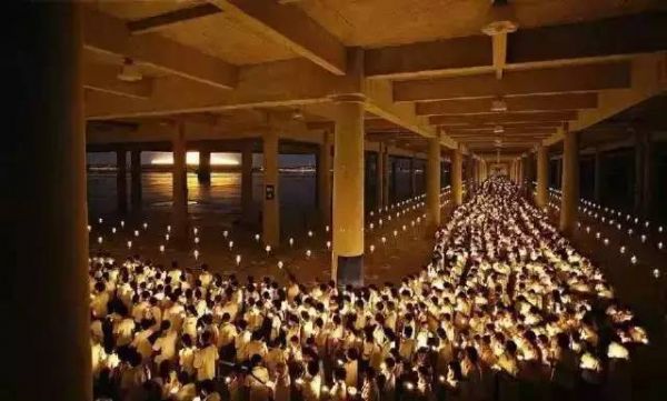 世界最大寺院:極其壯觀的泰國法身寺!见者增福,随喜转发 世界最大寺院:極其壯觀的泰國法身寺!见者增福,随喜转发