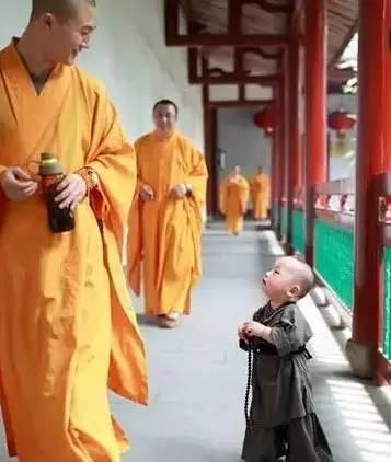 ��ĸ����������Ů������Ȼ��