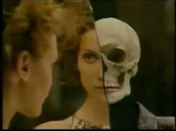 美女变脸 美女变脸