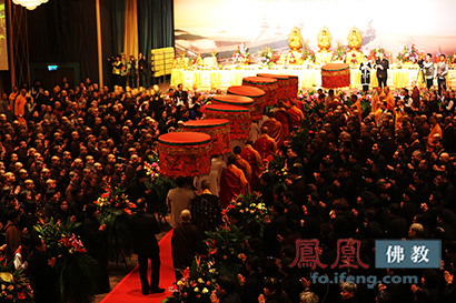 2016���Ź���ѧ����̳�������������ʢ��_��ɮ���_��������������ѧ��ͼ��