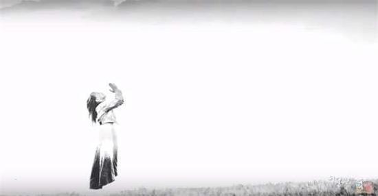 ���찡����λŮ�����ǵ�10���ֻ�ǰ����