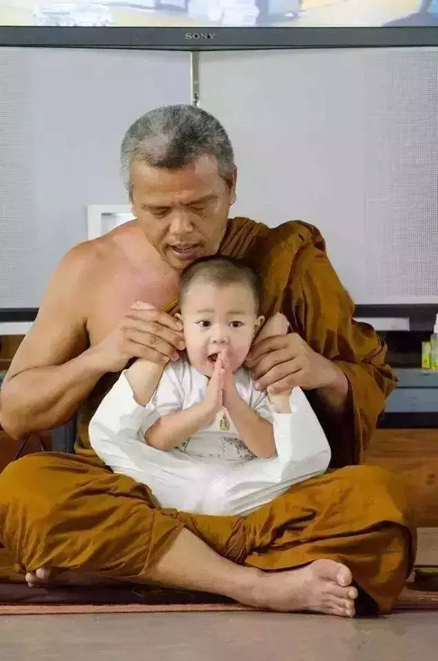 ���������¾����У�һ���˯�ȵ�������̩��С����2016��������