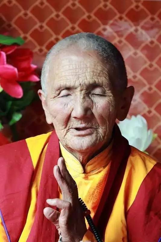 ���Ｊ����������ĸ��_���ı���Ī��������ѧ��