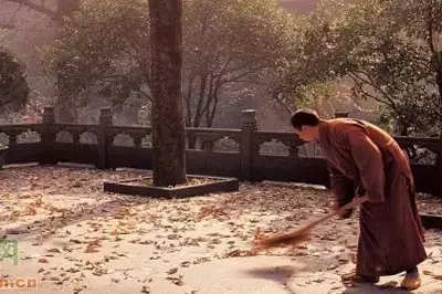 扫尘除垢 扫尘除垢