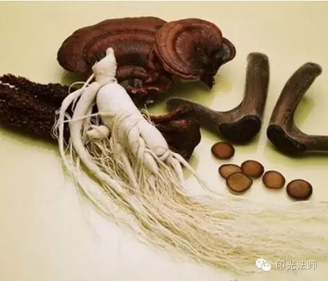 ��ҽ�β�֮������ӡ���ʦ��ҽѧ