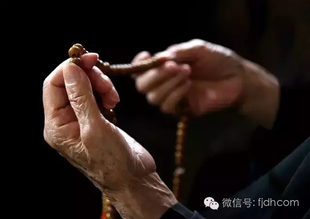 �𷨲��ǽ����ӱܣ��������������ʵ