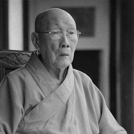 明学长老安详示寂,“万盏供灯”、“万人念佛”共修活动进行中 明学长老安详示寂,“万盏供灯”、“万人念佛”共修活动进行中