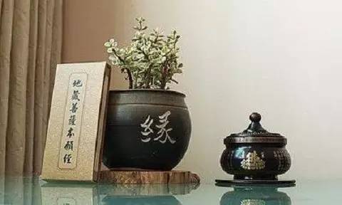 为什么说诵念地藏经功德很大? 为什么说诵念地藏经功德很大?