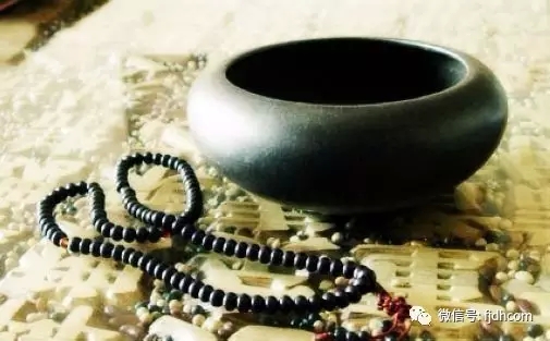 �����Ǳ��˵�Ǯ����������Լ��ĸ���