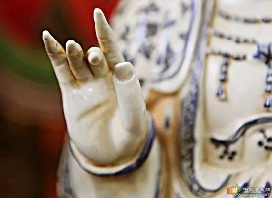 警醒:修道要恒心不变 警醒:修道要恒心不变