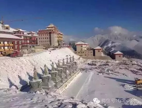 �ӷ������޴����ڵļӳ�������