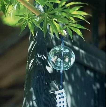 �������