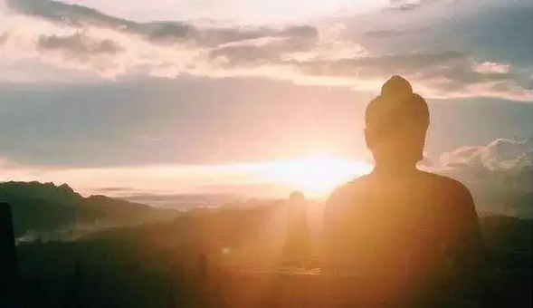 ����ѧ����˻�Ҫ��ҪŬ��׬Ǯ��׷�������Ҹ�?