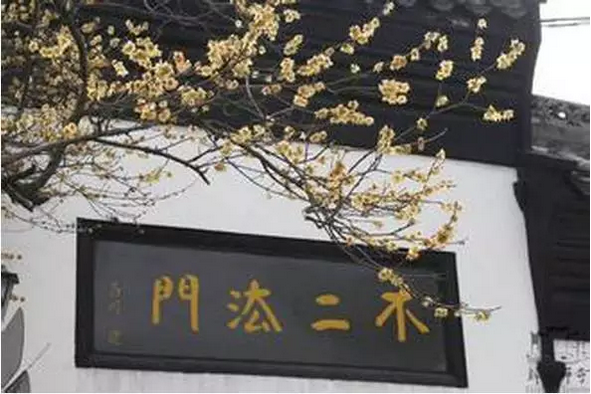 ������أ����������