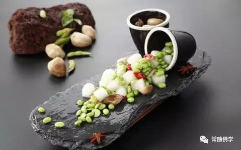 һ��16���µĺ��ӵĴȱ��ģ����裬��ʹ