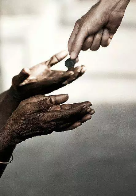 大安法师:如何布施乞丐才能更圆满? 大安法师:如何布施乞丐才能更圆满?