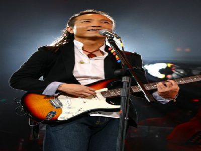 许巍靠佛法治愈抑郁症 许巍靠佛法治愈抑郁症