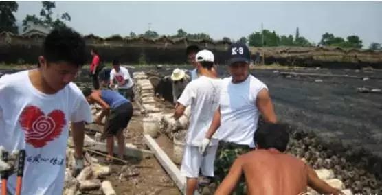 �⾩��Ϊ��֪����һ�棺�����˵�ս�ǣ�