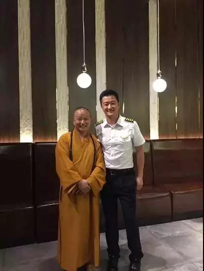 �⾩��Ϊ��֪����һ�棺�����˵�ս�ǣ�