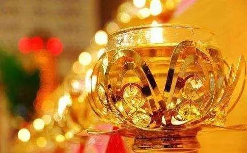 ����������˳���Ӧ��ν����