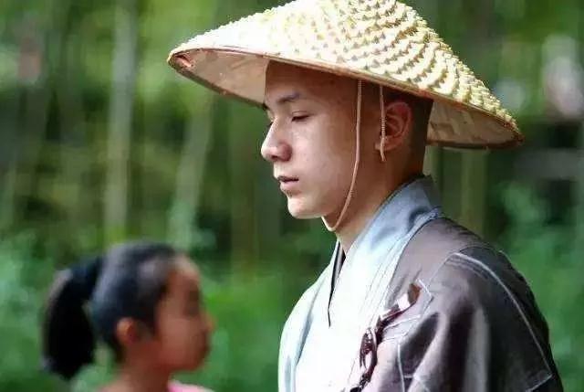 ���������ݵ�Ϸ��_��������ǰ�ӵġ�����