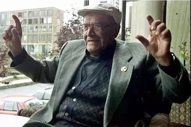 ����400������å���ͽ�����Ү³�����������֮�䣬ֻ��һ������ʦ��