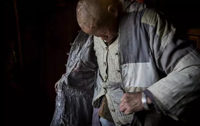 ��ɽ��Ĺ¶���ɮ��û�о����书��������һ������43��~