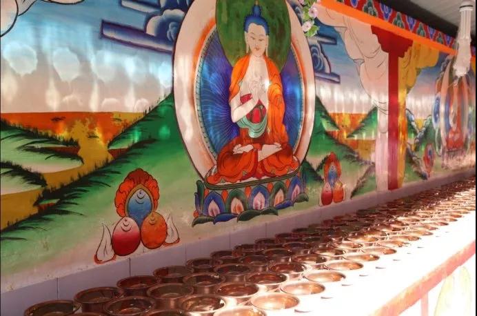 往生西方念阿弥陀佛,消灾延寿念药师如来 往生西方念阿弥陀佛,消灾延寿念药师如来