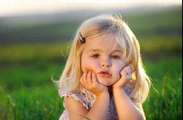 ��Ƣ��һ������Ͳ�˳��~